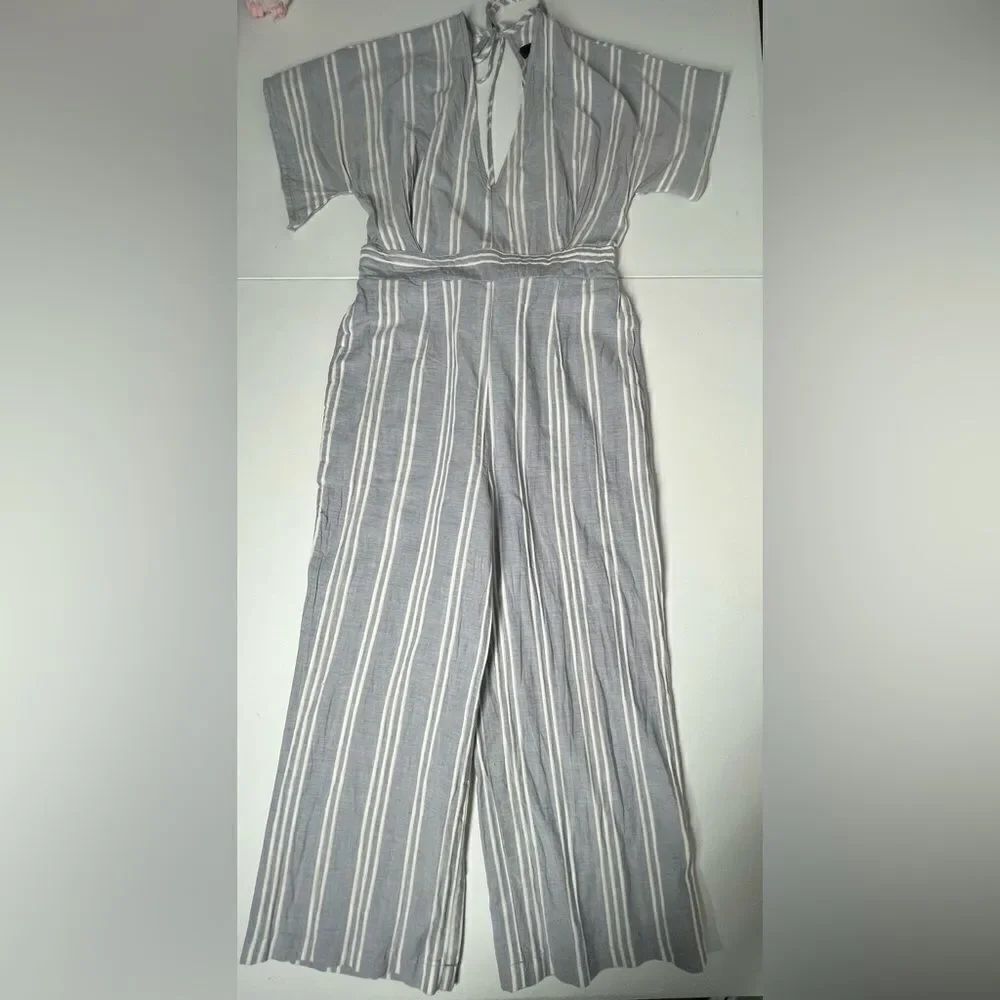 Crystal sky striped cropped jumpsuit Size 3 Gray White Cotton Blend